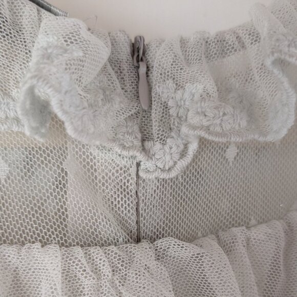 NWOT - Trish Scully Child - Silver Tulle Lace Dress - Size 8 - SIMPLY PERFECT! - Picture 3 of 6